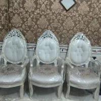 مبلمان نه نفره ب همراه عسلی و کاور