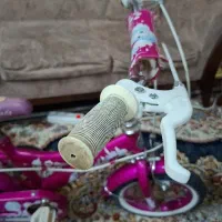 دوچرخه ۱۲|دوچرخه، اسکیت، اسکوتر|قم, قلعه عموحسین|دیوار