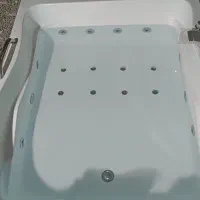 جکوزی تیپ سه طبی و رنگ درمانی