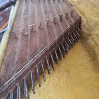 سنتور|سازهای سنتی|شهریار, کرد امیر|دیوار