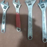 تعداد 4عدد آچار فرانسه درحد نو