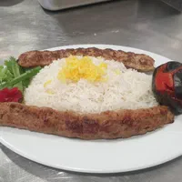 سوییت نزدیک حرم (همراه با غذا)|اجارهٔ کوتاه‌مدت آپارتمان و سوئیت|مشهد, حرم مطهر رضوی|دیوار