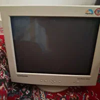 تعدادی مانیتور کامپیوتر سالم و تمیز همراه با کابل|قطعات و لوازم جانبی رایانه|مشهد, پنجتن|دیوار