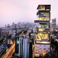 ۲۰۰متر مغازه نوساز حاشیه وکیل آباد/ تابلو خور عالی