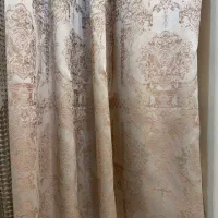 فروشنده پرده فروشی و نیروی کار