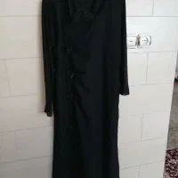 عبا زنانه|لباس|شیراز, آزادی|دیوار
