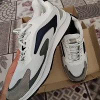 دو جفت کتانی سایز 43