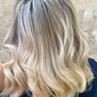 ۵۰٪ تخفیف رنگ و لایت