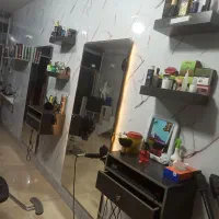 دکور کامل و تجهیزارت ارایشگاه