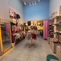 دکور  و ویترین و کانتر  مغازه