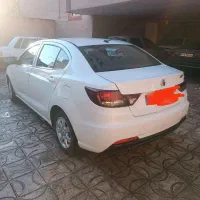 شاهین g