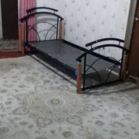 تخت تک نفره فلزی باز شو در حد نو