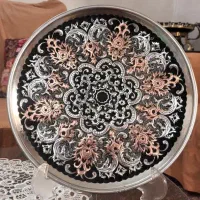 فروش دو عدد بشقاب مسی 30 سانتی قلم زنی شده|صنایع دستی و سایر لوازم تزئینی|اردبیل, |دیوار