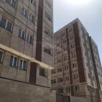 آپارتمان-70متری-2خواب-خیابان-استخر