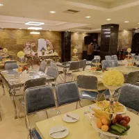 اجاره میز و صندلی و ظروف|خدمات پذیرایی، مراسم|کرج, عظیمیه|دیوار