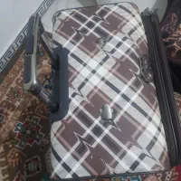 چمدان بزرگ دسته بلند|کیف، کفش، کمربند|رشت, گیل|دیوار
