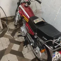 125 صفر مدل 95 کاربرات|موتورسیکلت|شیراز, باغ تخت|دیوار