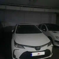 تویوتا کرولا الیت ۱۸۰۰ هیبرید