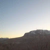 باغ با اتاق با فنس وسرویس بهداشتی بادام استخر