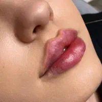 شما برندترین کلینیک زیبایی درایران را پیدا کردید|خدمات آرایشگری و زیبایی|کاشان, میدان کهنه|دیوار