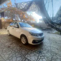 یک دستگاه ساینا دوگانه سوز ۴۰۲ فروشی|خودرو سواری و وانت|چهارباغ, |دیوار