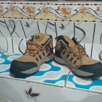 سلام علیکم کفش کرافت اصل بفروش میرود|کیف، کفش، کمربند|پاتاوه, |دیوار