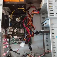 کیس قدرتمند کاملا سالم