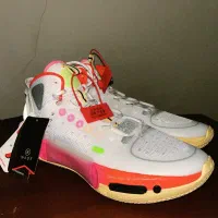 کفش بسکتبال