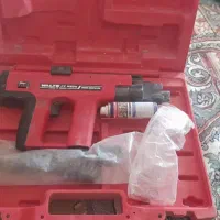 تفنگ میخکوب و تراز لیزری