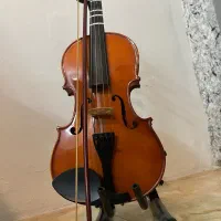 ویولن amati
