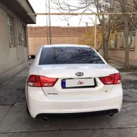 کیا اپتیما مدل ۲۰۱۰