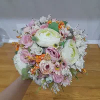 دسته گل عروس و عقد