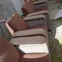 مبل 7نفره ومیزجلومبلی