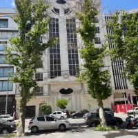 اجاره اداری-مطب عباس آباد ۳۰۰متر۷ اتاق