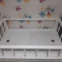 تخت خواب کودک و نوزاد