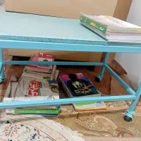 میزچرخدارمحکم وتمیز