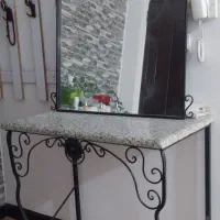 میز و آئینه فروشی