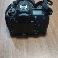 نیکون ۷۲۰۰ با لنز ۵۰|دوربین عکاسی و فیلم‌برداری|شاهین‌شهر, مخابرات (شهید بهشتی)|دیوار