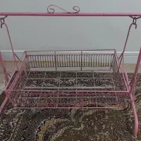 گهواره فلزی و صندلی کمکی بچه