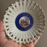 ۶ عدد کاسه کوچک همراه با یک عدد بزرگتر