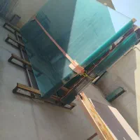 شیشه بری و تنظیمات درب سکوریت و تعویض یراق آلات