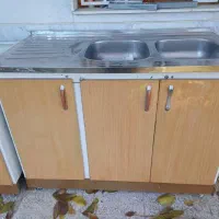 کابینت فلزی طرح چوب نسبتا نو