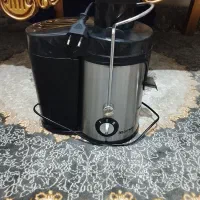 آبمیوه گیری سالم و تمیز
