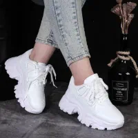 کتونی گوشواره ای|کیف، کفش، کمربند|یزد, |دیوار