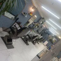 استخدام آرایشگر ماهر مردانه