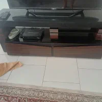 میز تلویزیون سالم کارکرده در حد نو