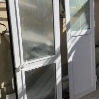 دو عدد درب پی وی سی  بدون چهار چوب