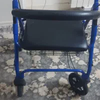 واکر چرخ دار