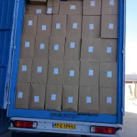 استخدام نیروی کار جوان  برای انبار اسباب بازی