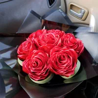 گل های مصنوعی در طرح و رنگ به دلخواه شما عزیزان